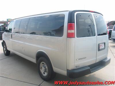 2019 Chevrolet Express LS 3500  LS 3500, 6.0 V-8, 15 PASSENGER - Photo 32 - North Platte, NE 69101