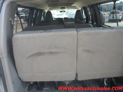 2019 Chevrolet Express LS 3500  LS 3500, 6.0 V-8, 15 PASSENGER - Photo 29 - North Platte, NE 69101