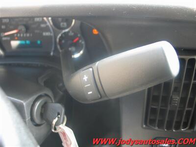 2019 Chevrolet Express LS 3500  LS 3500, 6.0 V-8, 15 PASSENGER - Photo 10 - North Platte, NE 69101