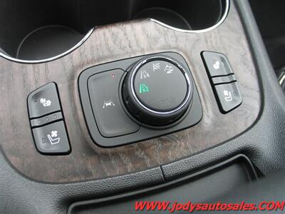 2023 GMC Acadia Denali  Denali ,  heated & Cool Seats, Sunroof - Photo 34 - North Platte, NE 69101