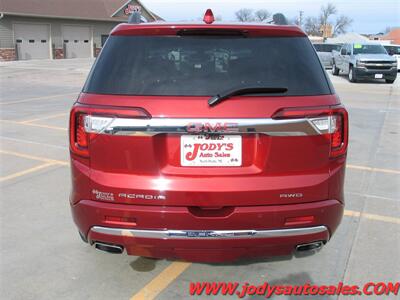 2023 GMC Acadia Denali  Denali ,  heated & Cool Seats, Sunroof - Photo 49 - North Platte, NE 69101