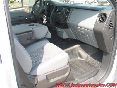 2015 Ford F-250  XL, REG CAB, 4X4, 8'  BED, Very Low 19,000  Miles - Photo 19 - North Platte, NE 69101