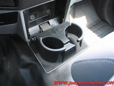 2015 Ford F-250  XL, REG CAB, 4X4, 8'  BED, Very Low 19,000  Miles - Photo 17 - North Platte, NE 69101