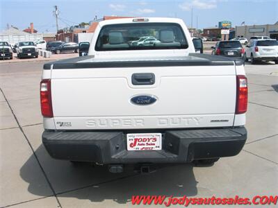 2015 Ford F-250  XL, REG CAB, 4X4, 8'  BED, Very Low 19,000  Miles - Photo 28 - North Platte, NE 69101