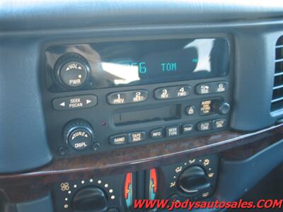 2005 Chevrolet Impala  3800 V6, Low 73,000 miles - Photo 11 - North Platte, NE 69101