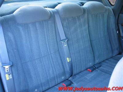 2005 Chevrolet Impala  3800 V6, Low 73,000 miles - Photo 16 - North Platte, NE 69101