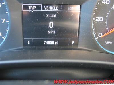 2018 Chevrolet Equinox LS  LS, AWD, Hail Damage - Photo 12 - North Platte, NE 69101