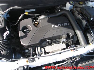 2018 Chevrolet Equinox LS  LS, AWD, Hail Damage - Photo 31 - North Platte, NE 69101