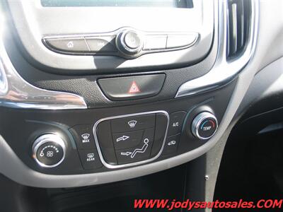 2018 Chevrolet Equinox LS  LS, AWD, Hail Damage - Photo 16 - North Platte, NE 69101