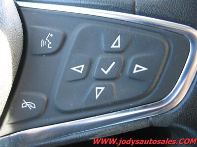 2018 Chevrolet Equinox LS  LS, AWD, Hail Damage - Photo 11 - North Platte, NE 69101