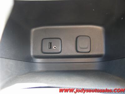 2018 Chevrolet Equinox LS  LS, AWD, Hail Damage - Photo 17 - North Platte, NE 69101