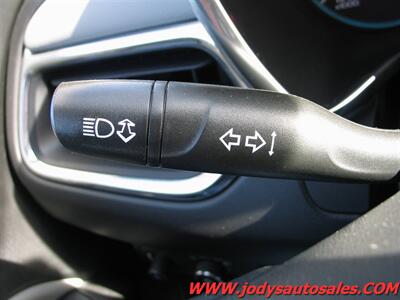 2018 Chevrolet Equinox LS  LS, AWD, Hail Damage - Photo 8 - North Platte, NE 69101