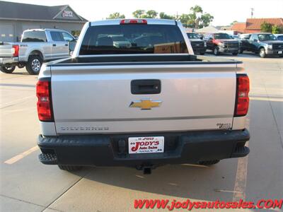 2017 Chevrolet Silverado 1500 Work Truck  W/T CREW CAB,  4X4, 5.3 V8 - Photo 32 - North Platte, NE 69101