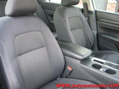 2021 Nissan Altima  2.5 S,  I4, BLUETOOTH - Photo 22 - North Platte, NE 69101