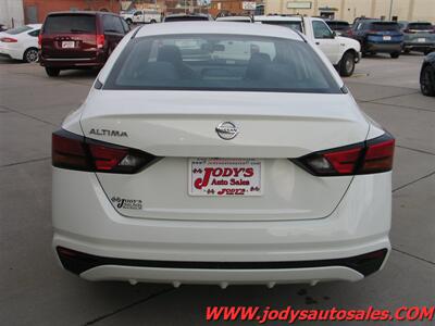 2021 Nissan Altima  2.5 S,  I4, BLUETOOTH - Photo 29 - North Platte, NE 69101