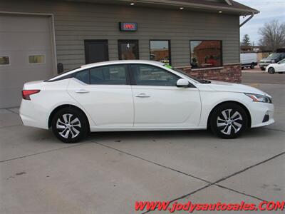 2021 Nissan Altima  2.5 S,  I4, BLUETOOTH - Photo 31 - North Platte, NE 69101