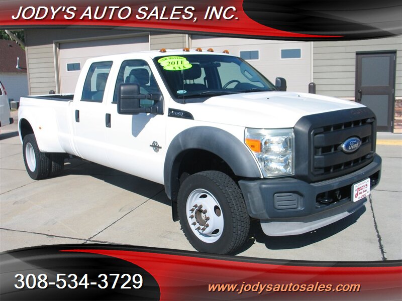 2011 FORD F450SD Crew Cab  Crew Cab, DRW, 4x4 Diesel, LOW MILES 26,000
