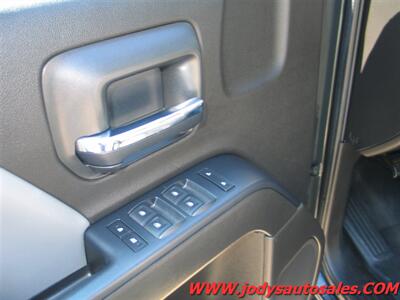 2017 Chevrolet Silverado 1500 Work Truck W/T, 1500, 4X2, LOW, LOW 31,000 MILES - Photo 3 - North Platte, NE 69101