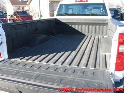 2024 Chevrolet Silverado 2500 Work Truck  REG. CAB LONG BOX, 4X4, 6.6 V8 GAS - Photo 24 - North Platte, NE 69101