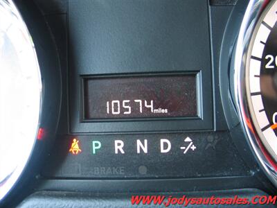 2016 Dodge Grand Caravan SE SE, FWD, V-6, SUPER LOW 10,000 MILES - Photo 16 - North Platte, NE 69101