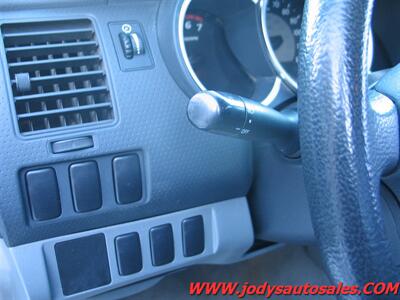 2006 Toyota Tacoma  Base, 2WD - Photo 6 - North Platte, NE 69101