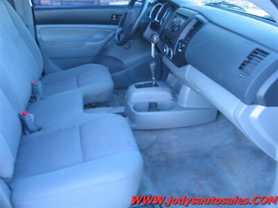 2006 Toyota Tacoma  Base, 2WD - Photo 17 - North Platte, NE 69101