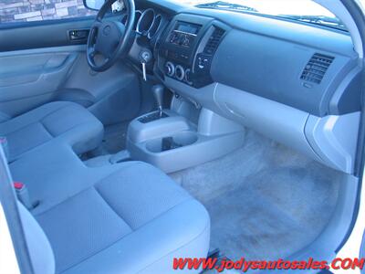 2006 Toyota Tacoma  Base, 2WD - Photo 16 - North Platte, NE 69101