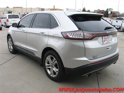 2018 Ford Edge Titanium  Titanium, 4x4, Sunroof, Headed Seats, Nav - Photo 38 - North Platte, NE 69101