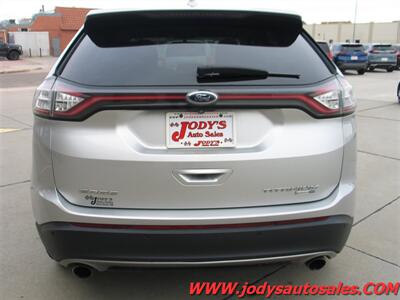 2018 Ford Edge Titanium  Titanium, 4x4, Sunroof, Headed Seats, Nav - Photo 39 - North Platte, NE 69101