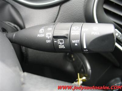 2020 Jeep Cherokee Latitude, 4X4, 2.4L I4 - Photo 10 - North Platte, NE 69101