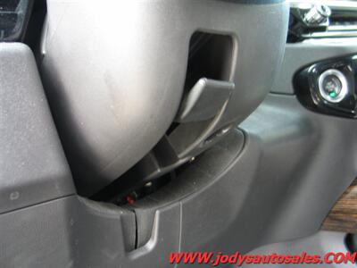 2023 GMC Sierra 1500 Elevation, 4DR CREW CAB. HEATED SEATS, 29,000 MILES - Photo 11 - North Platte, NE 69101