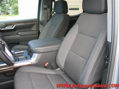 2023 GMC Sierra 1500 Elevation, 4DR CREW CAB. HEATED SEATS, 29,000 MILES - Photo 3 - North Platte, NE 69101