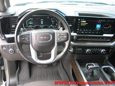 2023 GMC Sierra 1500 Elevation, 4DR CREW CAB. HEATED SEATS, 29,000 MILES - Photo 8 - North Platte, NE 69101