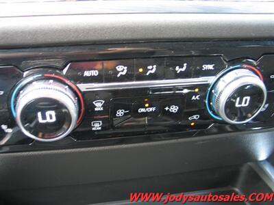 2023 GMC Sierra 1500 Elevation, 4DR CREW CAB. HEATED SEATS, 29,000 MILES - Photo 27 - North Platte, NE 69101