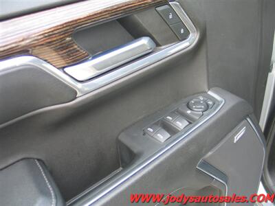 2023 GMC Sierra 1500 Elevation, 4DR CREW CAB. HEATED SEATS, 29,000 MILES - Photo 5 - North Platte, NE 69101