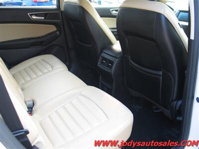 2015 Ford Edge  SEL AWD 4DR. - Photo 24 - North Platte, NE 69101