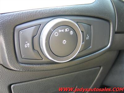 2015 Ford Edge  SEL AWD 4DR. - Photo 8 - North Platte, NE 69101