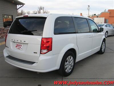 2018 Dodge Grand Caravan SE  SE, BACKUP CAMERA, BLUETOOTH, LOW 72,000 MILES - Photo 32 - North Platte, NE 69101