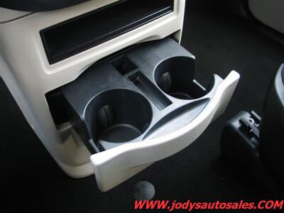 2018 Dodge Grand Caravan SE  SE, BACKUP CAMERA, BLUETOOTH, LOW 72,000 MILES - Photo 21 - North Platte, NE 69101