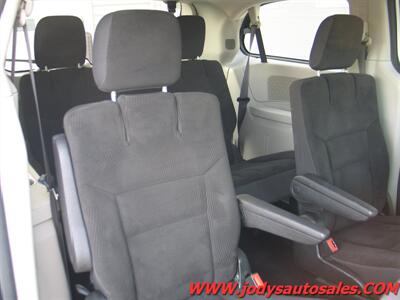 2018 Dodge Grand Caravan SE  SE, BACKUP CAMERA, BLUETOOTH, LOW 72,000 MILES - Photo 25 - North Platte, NE 69101