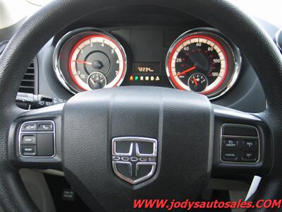 2018 Dodge Grand Caravan SE  SE, BACKUP CAMERA, BLUETOOTH, LOW 72,000 MILES - Photo 14 - North Platte, NE 69101