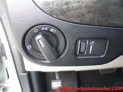 2018 Dodge Grand Caravan SE  SE, BACKUP CAMERA, BLUETOOTH, LOW 72,000 MILES - Photo 9 - North Platte, NE 69101