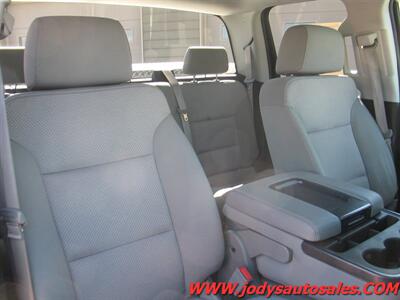 2016 Chevrolet Silverado 2500 W/T  W/T  2500, DOUBLE CAB, 4X4 - Photo 23 - North Platte, NE 69101