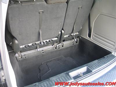 2016 Dodge Grand Caravan SXT, POWER DOORS, Backup cam. LOW 67,000 MILES - Photo 26 - North Platte, NE 69101