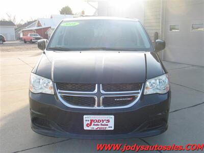 2016 Dodge Grand Caravan SXT, POWER DOORS, Backup cam. LOW 67,000 MILES - Photo 34 - North Platte, NE 69101