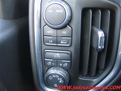 2021 Chevrolet Silverado 1500 LT  LT, 4x4, Heated Seats, 5.3L V8,CREW CAB - Photo 8 - North Platte, NE 69101