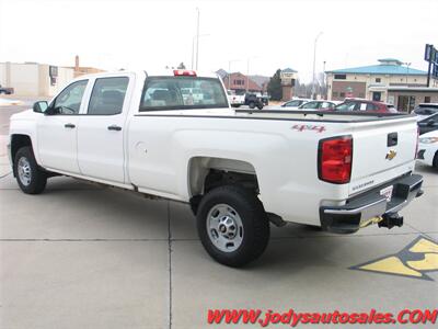 2017 Chevrolet Silverado 2500 Work Truck  4X4 CREW CAB, 8' BOX, LOW 59,000 MILES - Photo 30 - North Platte, NE 69101