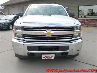 2017 Chevrolet Silverado 2500 Work Truck  4X4 CREW CAB, 8' BOX, LOW 59,000 MILES - Photo 34 - North Platte, NE 69101