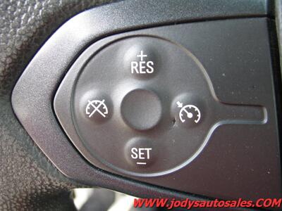 2017 Chevrolet Silverado 2500 Work Truck  4X4 CREW CAB, 8' BOX, LOW 59,000 MILES - Photo 11 - North Platte, NE 69101