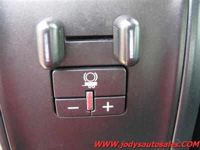 2017 Chevrolet Silverado 2500 Work Truck  4X4 CREW CAB, 8' BOX, LOW 59,000 MILES - Photo 9 - North Platte, NE 69101